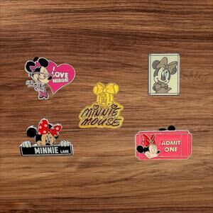 5 Minnie Mouse Disney Parks Trading Pins, Plus 2 Bonus Pins